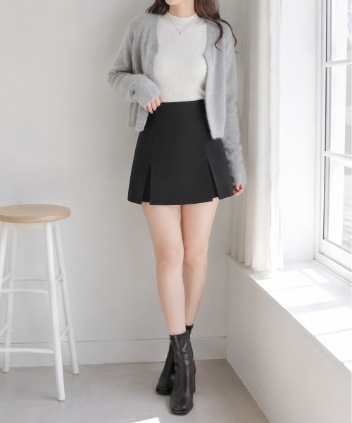Mku Ekta（ムクエクタ）の「スリット入り台形ミニスカートパンツ（その他パンツ・レディース・ブラック・L/M/S）」の15枚目の写真