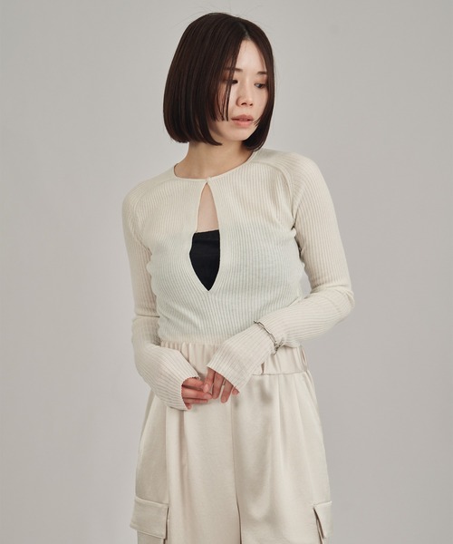 louren(ローレン )の「【louren/ローレン】Vneck knit bodysuit/Vネックニットボディスーツ(ニット/セーター・レディース・ワイン/ベージュ/ブラック/アイボリー・FREE)」の4枚目の写真