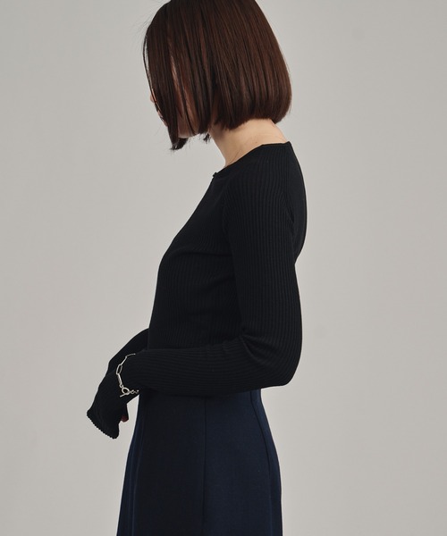 louren(ローレン )の「【louren/ローレン】Vneck knit bodysuit/Vネックニットボディスーツ(ニット/セーター・レディース・ワイン/ベージュ/ブラック/アイボリー・FREE)」の15枚目の写真