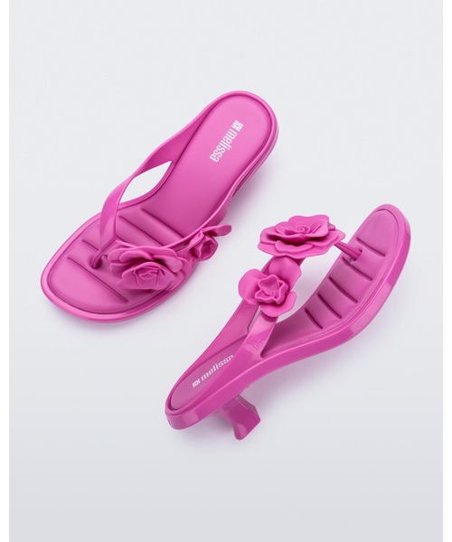 melissa(メリッサ)の「MELISSA THONG KITTEN HEEL PETALS(サンダル・レディース・ナチュラル/ブラック/ライラック・37/38/35-36/39)」の3枚目の写真