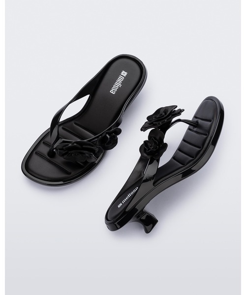 melissa(メリッサ)の「MELISSA THONG KITTEN HEEL PETALS(サンダル・レディース・ナチュラル/ブラック/ライラック・37/38/35-36/39)」の1枚目の写真