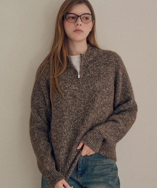 SLOWLOLLI（スローローリ）の「Boucle half zip knit_3 Colors（ニット/セーター・レディース・ベージュ/ブラウン/グレー・FREE）」の7枚目の写真