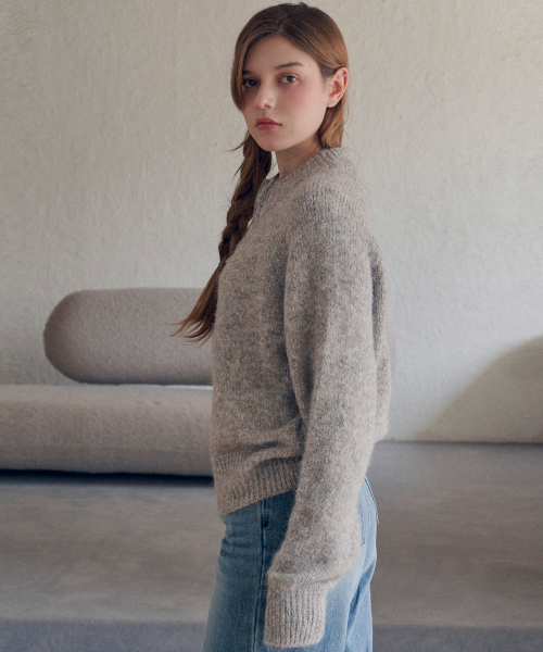 SLOWLOLLI（スローローリ）の「Boucle half zip knit_3 Colors（ニット/セーター・レディース・ベージュ/ブラウン/グレー・FREE）」の9枚目の写真