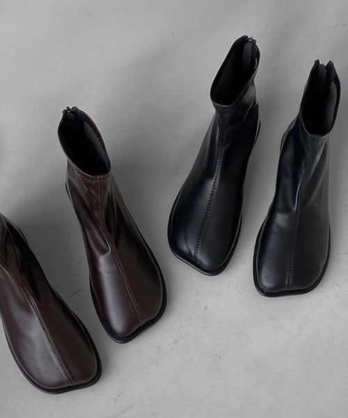 THE CELL.(ザセルドット)の「スクエアショートブーツ SQUARE ANKLE BOOTS(ブーツ・レディース・ブラック/ブラウン・39/37/35)」の1枚目の写真