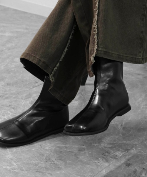 THE CELL.(ザセルドット)の「スクエアショートブーツ SQUARE ANKLE BOOTS(ブーツ・レディース・ブラック/ブラウン・39/37/35)」の9枚目の写真