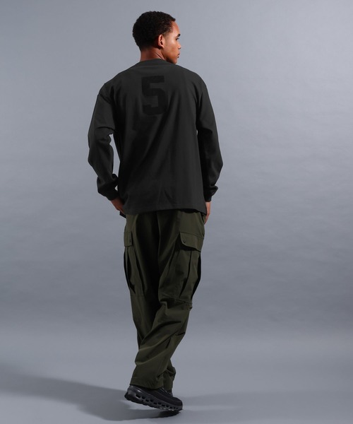 NUMERALS（ヌメラルズ）の「[NUMERALS]NO WORRIES NUMERALS LOGO HIGH-DENSITY T（Tシャツ/カットソー・メンズ・ホワイト/ブラック/パープル・LARGE/MEDIUM）」の11枚目の写真