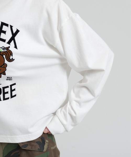 AVIREX（アヴィレックス）の「FLOCKY PRINT TOMCAT T-SHIRT（Tシャツ/カットソー・レディース・オフホワイト/ブラック・F）」の11枚目の写真