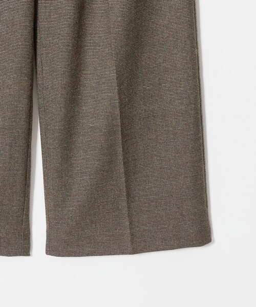 green label relaxing（グリーンレーベルリラクシング）の「［size SHORT/TALLあり］ヘアライン ストレート パンツ ストレッチ（スラックス・レディース・ダークブラウン/ダークグレー・SHORT/34/36/38/40/42/44/46/TALL）」の14枚目の写真