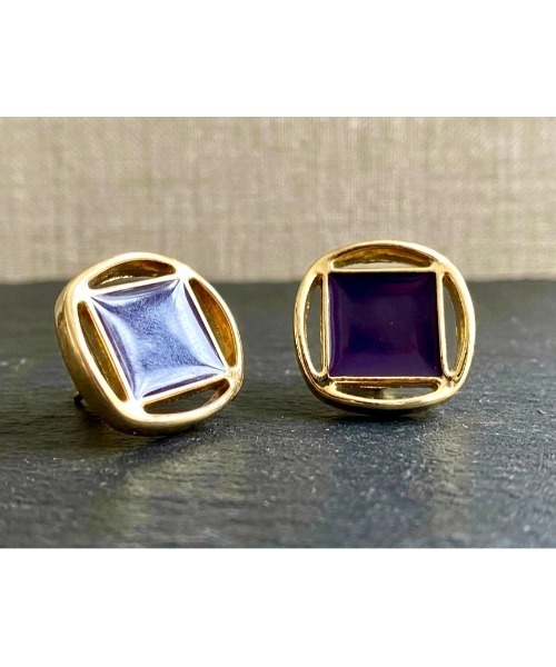 tone(トーン)の「【Flower】【アレルギー対応】レトロボタンブラック系ピアス(MA)(ピアス(両耳用)・レディース・E/B/C/A/D/F・FREE)」の3枚目の写真