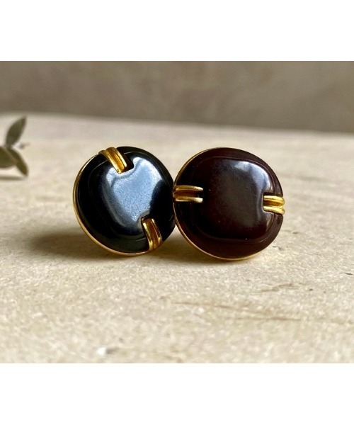 tone(トーン)の「【Flower】【アレルギー対応】レトロボタンブラック系ピアス(MA)(ピアス(両耳用)・レディース・E/B/C/A/D/F・FREE)」の5枚目の写真
