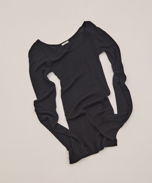 ATON（エイトン）の「[ATON/エイトン]COMPACT RIB LONG SLEEVE T-SHIRT/コンパクトリブロングスリーブトップス（Tシャツ/カットソー・レディース・ライトグレー/ブラック・2）」の2枚目の写真