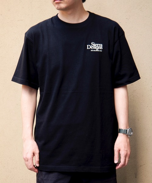 SIERRA DESIGNS(シェラデザイン)の「大人のロゴTシャツ、限定先行販売【SIERRA DESIGNS】SD LOGO TEE コットンTシャツ(Tシャツ/カットソー・メンズ・ホワイト/ブラック/インディゴブルー/ブラウン・LARGE/X-LARGE/MEDIUM)」の2枚目の写真