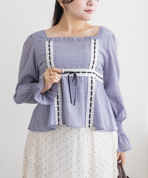 CLETTE(クレット)の「ハシゴレース切替ブラウス(シャツ/ブラウス・レディース・ブルー/オフホワイト/ブラック・LL/4L/3L)」の10枚目の写真