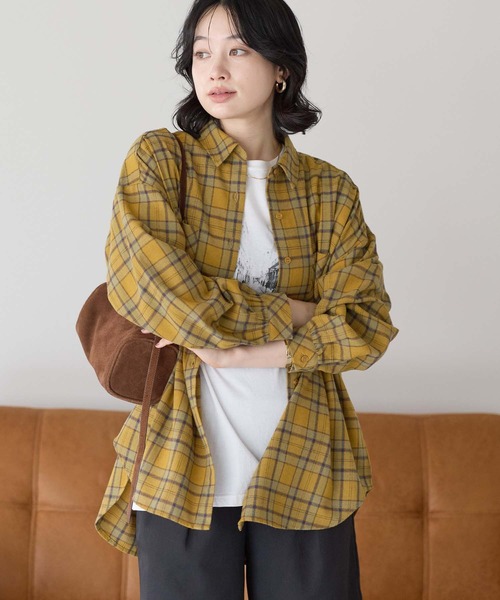 HEART MARKET（ハートマーケット）の「チェックシャツチュニック（ビジネスシャツ・レディース・グレー/ベージュ/レッド/グリーン/イエロー/ネイビー・FREE）」の6枚目の写真