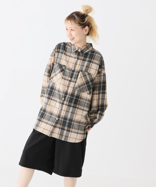 HEART MARKET（ハートマーケット）の「チェックシャツチュニック（ビジネスシャツ・レディース・グレー/ベージュ/レッド/グリーン/イエロー/ネイビー・FREE）」の20枚目の写真