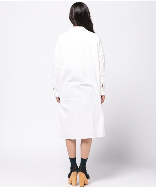 SLY(スライ)の「ラフLONG SH-S(シャツ/ブラウス・レディース・ネイビー/ホワイト・FREE)」の5枚目の写真