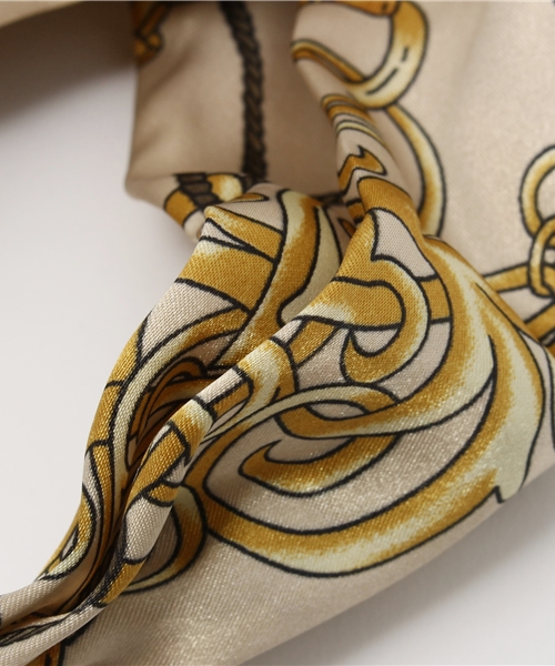 URBAN RESEARCH DOORS WOMENS（アーバンリサーチ ドアーズ ウィメンズ）の「DOORS スカーフガラターバン（ヘアバンド・レディース・ベージュ/ネイビー/ブラック/レッド・ONE）」の9枚目の写真