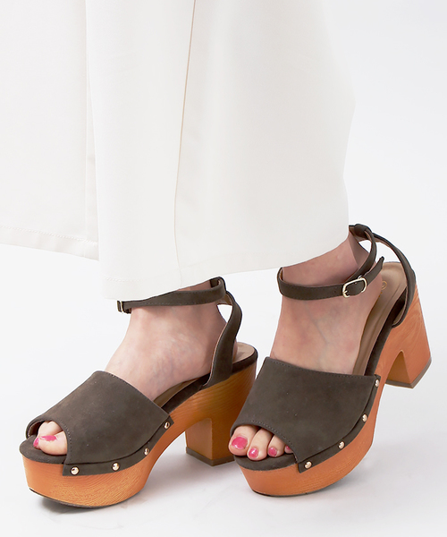 WEGO(ウィゴー)の「WEGO/ウッドタイプサンダル(サンダル・レディース・ブラック/カーキ/ブラウン・LARGE/MEDIUM)」の3枚目の写真