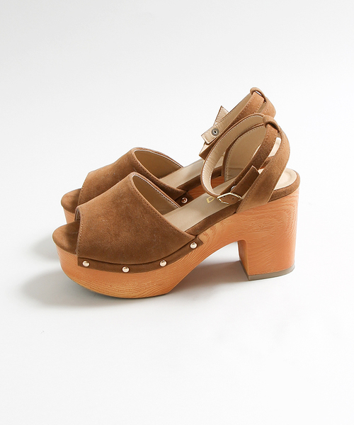 WEGO(ウィゴー)の「WEGO/ウッドタイプサンダル(サンダル・レディース・ブラック/カーキ/ブラウン・LARGE/MEDIUM)」の4枚目の写真