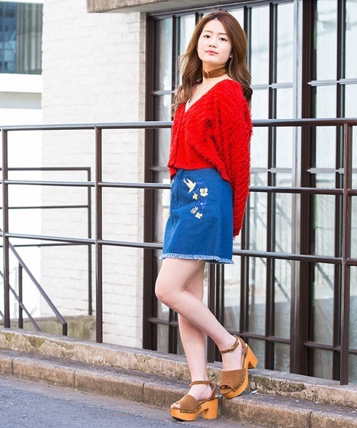 WEGO(ウィゴー)の「WEGO/ウッドタイプサンダル(サンダル・レディース・ブラック/カーキ/ブラウン・LARGE/MEDIUM)」の15枚目の写真