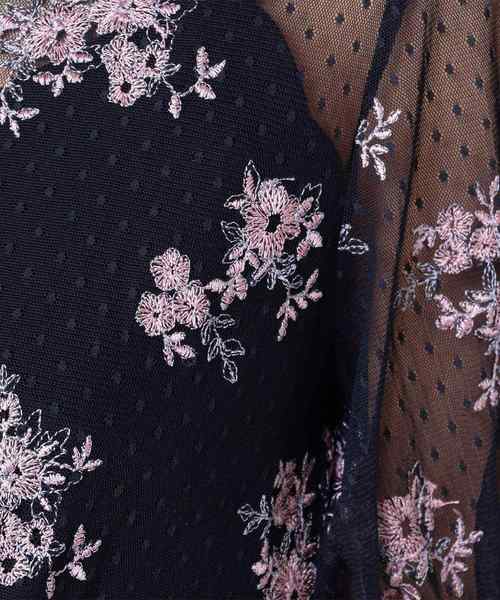 MIIA（ミーア）の「2wayレースブラウス（シャツ/ブラウス・レディース・ネイビー/レッド/オフホワイト/ピンク・FREE）」の5枚目の写真