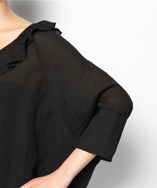 mystic（ミスティック）の「【mystic】 衿フリルVP/O（シャツ/ブラウス・レディース・オフホワイト/ベージュ/パープル/オレンジ/ブラック/ネイビー・ﾌﾘ-）」の11枚目の写真