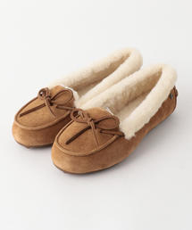 UGG（アグ）＞SOLANA ローファー ◇を使った人気ファッション