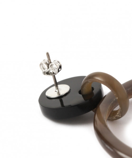 BAYFLOW（ベイフロー）の「ホーンランダムピアス2（ピアス（両耳用）・レディース・キャメル/ダークブラウン/ナチュラル/ブラウン/モカ・FREE）」の10枚目の写真