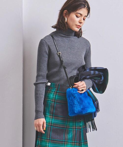 UNITED ARROWS(ユナイテッドアローズ)の「UWSC W/PE リブ タートルネック ニット†(ニット/セーター・レディース・ダークグレー/ベージュ/ブラック/ロイヤルブルー・FREE)」の3枚目の写真