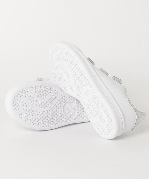 adidas Originals（アディダスオリジナルス）の「adidas Originals/アディダス オリジナルス STAN SMITH CF C/スタンスミス CF C（スニーカー・キッズ・ホワイト×シルバー・17cm/18cm/19cm/20cm/21cm）」の3枚目の写真