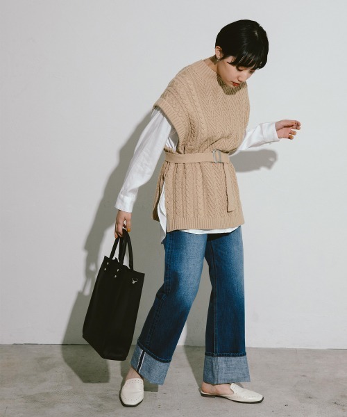 PAGEBOY（ページボーイ）の「ウエストマークベスト（Tシャツ/カットソー・レディース・ブラック/ベージュ/オフホワイト・FREE）」の13枚目の写真
