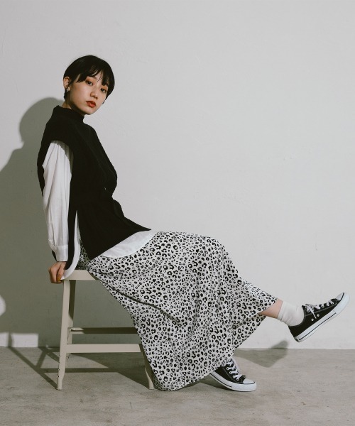 PAGEBOY（ページボーイ）の「ウエストマークベスト（Tシャツ/カットソー・レディース・ブラック/ベージュ/オフホワイト・FREE）」の15枚目の写真