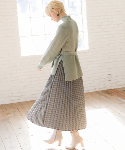 archives（アルシーヴ）の「チェックプリーツロングスカート（スカート・レディース・ブラック/グレー/モカ・MEDIUM）」の8枚目の写真