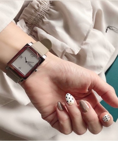 わと ページ No Monday ノーマンデー 腕時計 ATAES 34×28mm