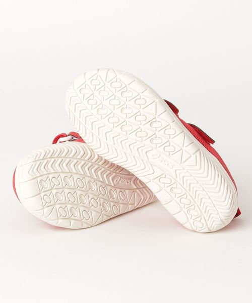 SUKUSUKU（スクスク）の「アンフィビアン[R]8（サンダル・キッズ・レッド・16.5cm/20.5cm/19.5cm/18.5cm/18.0cm/17.0cm/17.5cm/19.0cm/20.0cm/16.0cm/21.0cm/21.5cm/22.0cm）」の3枚目の写真