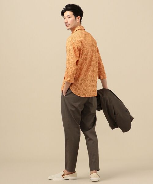 SHIPS(シップス)の「SC: Shuttle notes フラワープリント リネン リラックス 7スリーブ カプリ シャツ 20SS(シャツ/ブラウス・メンズ・ベージュ/オフホワイト/オリーブ/ブルー・SMALL/MEDIUM/LARGE/X-LARGE)」の16枚目の写真
