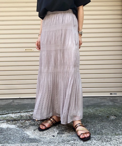 PAGEBOY（ページボーイ）の「マジョリカプリーツハクプリントスカート（スカート・レディース・ブラック/グリーン系その他/グレイッシュベージュ・FREE）」の3枚目の写真