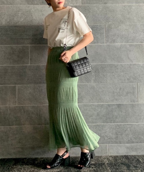 PAGEBOY（ページボーイ）の「マジョリカプリーツハクプリントスカート（スカート・レディース・ブラック/グリーン系その他/グレイッシュベージュ・FREE）」の8枚目の写真