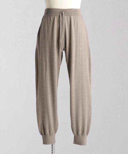 LOEFF(ロエフ)の「<LOEFF(ロエフ)> ドライウール ニット トラックパンツ MEN'S(その他パンツ・メンズ・ダークグレー/ベージュ・2/1)」の2枚目の写真