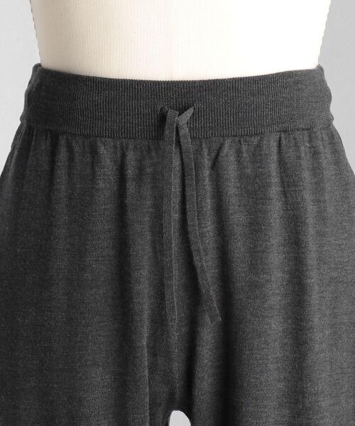 LOEFF(ロエフ)の「<LOEFF(ロエフ)> ドライウール ニット トラックパンツ MEN'S(その他パンツ・メンズ・ダークグレー/ベージュ・2/1)」の10枚目の写真