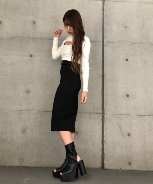 ENVYM(アンビー)の「フロントZIPミディアムポンチSK(スカート・レディース・ブラック・FREE)」の10枚目の写真