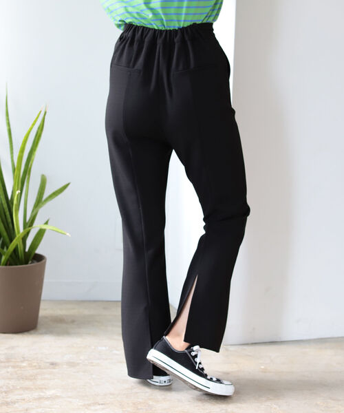 BeAMS DOT(ビームスドット)の「【WEB限定】BeAMS DOT / フレアスラックスパンツ(その他パンツ・レディース・ベージュ/ブルー/ブラック・MEDIUM/SMALL)」の11枚目の写真