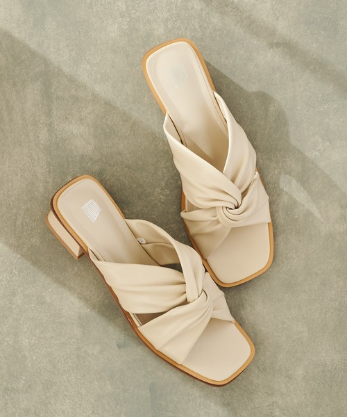 COLONY 2139（コロニートゥーワンスリーナイン）の「ねじりミュールサンダル（サンダル・レディース・ブラック/アイボリー/モカ・23cm/24cm/25cm）」の12枚目の写真