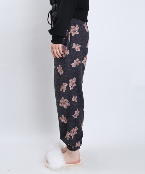 WC(ダブル シー)の「WC/クマ総柄イージーパンツ(その他パンツ・レディース・アイボリー/ブラック・FREE)」の3枚目の写真