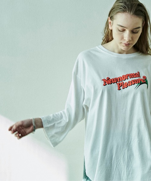 kha:ki（カーキ）の「「KHA:KI / カーキ」ヘムラウンドピグメントオーバーダイティーシャツ"GARMENT DYE 3Q TEE "PLEASURE""（Tシャツ/カットソー・レディース・ホワイト/ブラック/グリーン・1）」の16枚目の写真