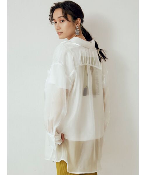 MURUA（ムルーア）の「シャイニーシアーシャツ（シャツ/ブラウス・レディース・ホワイト/グレー/ライトグリーン/その他1・FREE）」の16枚目の写真