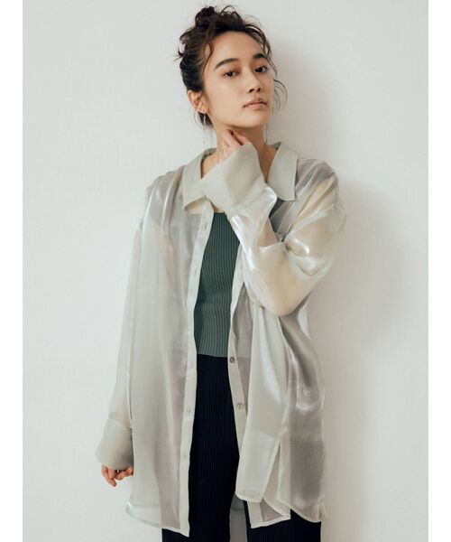 MURUA（ムルーア）の「シャイニーシアーシャツ（シャツ/ブラウス・レディース・ホワイト/グレー/ライトグリーン/その他1・FREE）」の6枚目の写真