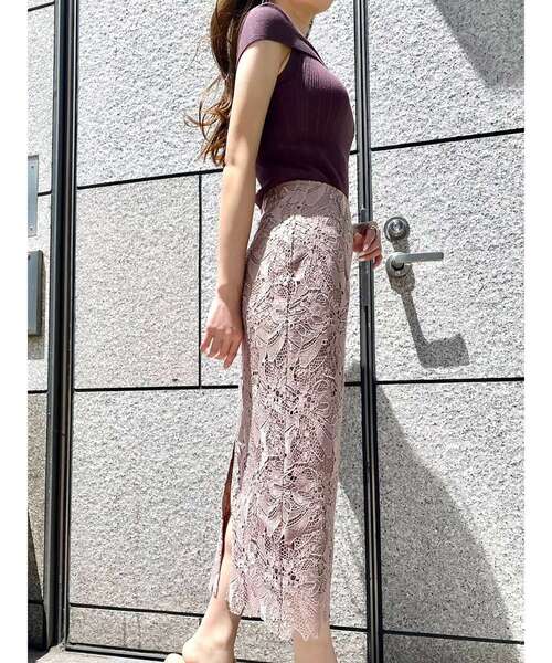 MERCURYDUO（マーキュリーデュオ）の「フラワーケミカルレースタイトスカート（スカート・レディース・ベージュ/アイボリー/ラベンダー・SMALL/MEDIUM）」の5枚目の写真