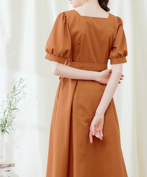 PURIL（ピュリル）の「【PURIL】リボン付き スクエアネック パフスリーブワンピース（ワンピース・レディース・ネイビー/サックスブルー/ブラウン系その他・S/M）」の6枚目の写真