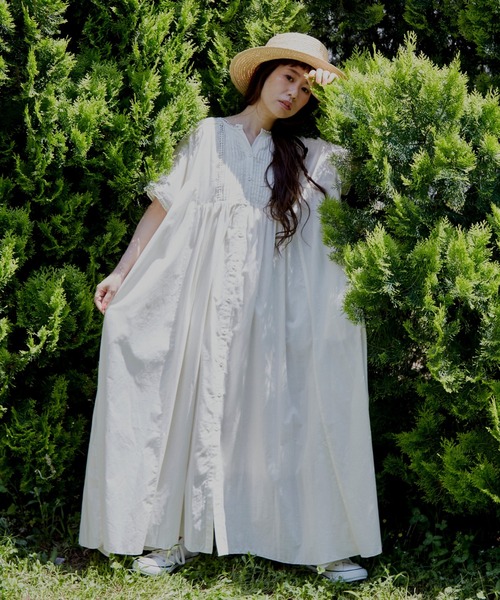 Libra Cue(リブラ キュー)の「梯子レースリラックスボリュームワンピース(ワンピース・レディース・ホワイト/ブラック/ネイビー・FREE)」の15枚目の写真